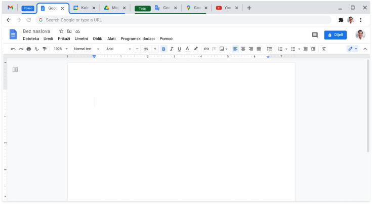 Prozor preglednika Chrome u kojem se prikazuje kombinacija više kartica u grupi kartica.