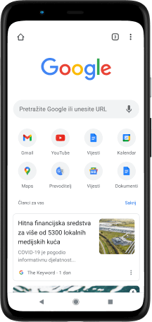 Telefon Pixel 4 XL sa zaslonom na kojem se prikazuje traka za pretraživanje na stranici Google.com, omiljene aplikacije i predloženi članci.